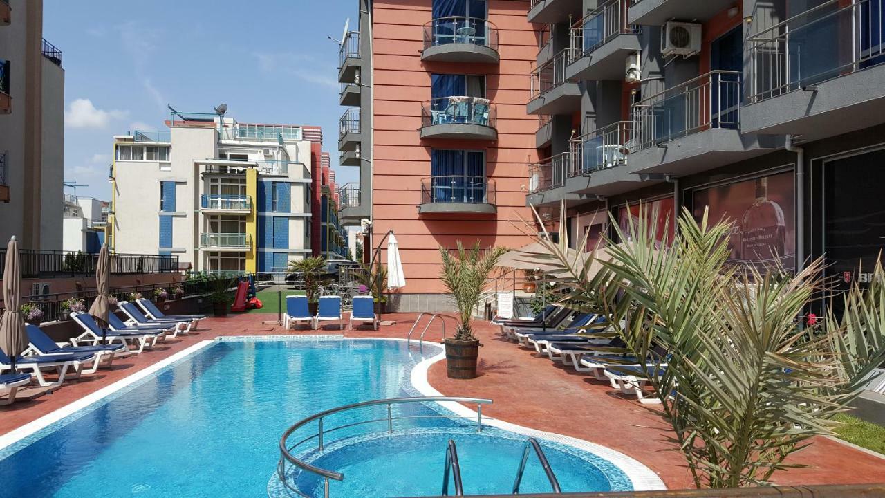 Апартамент Cacao Residence Slăntjev Brjag Exteriör bild