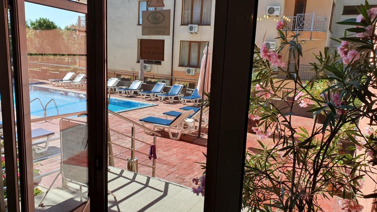 Апартамент Cacao Residence Slăntjev Brjag Exteriör bild