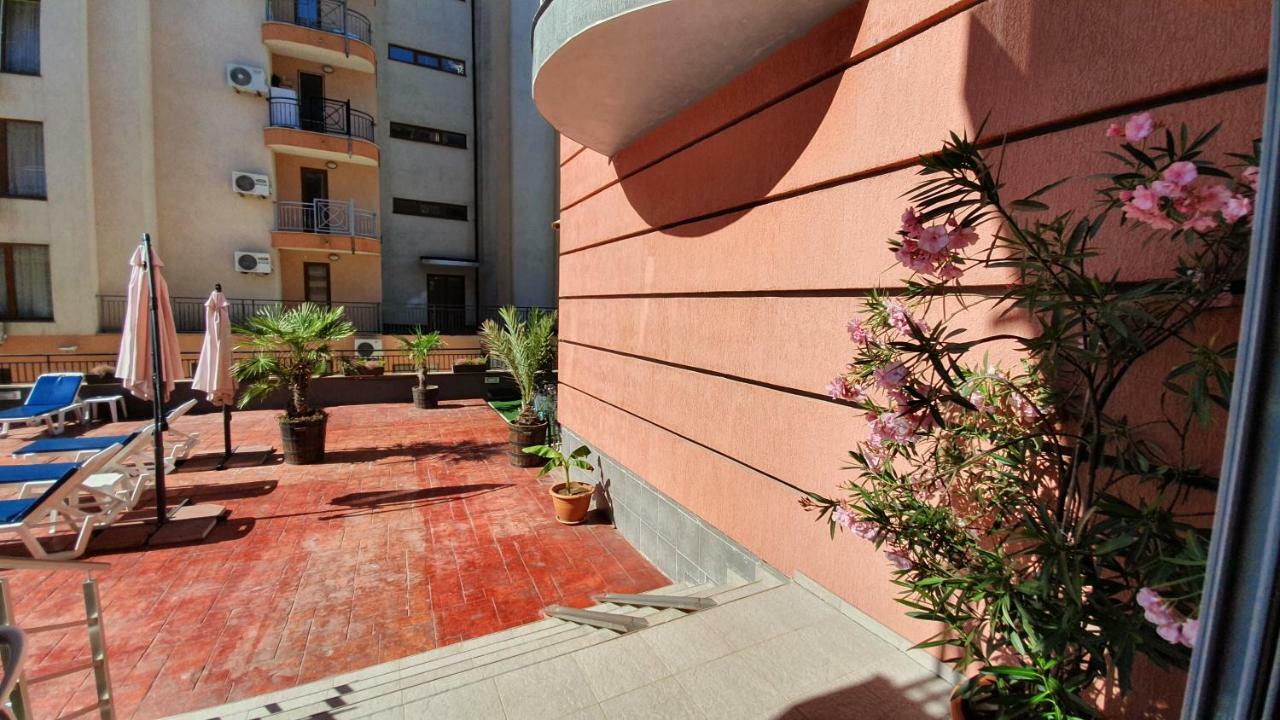 Апартамент Cacao Residence Slăntjev Brjag Exteriör bild